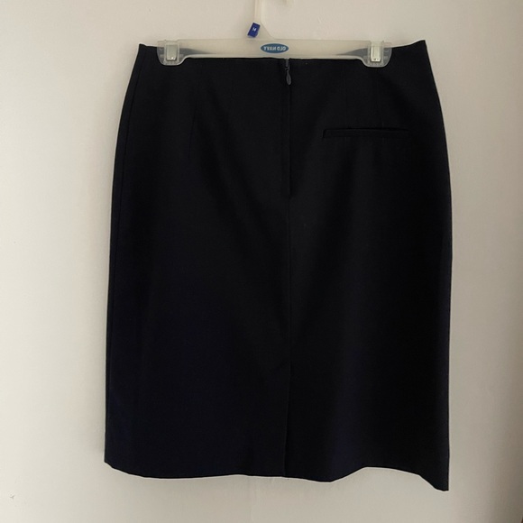 Navy pencil skirt - Picture 2 of 3